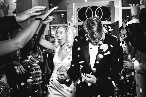 myers park country club wedding exit with confetti
