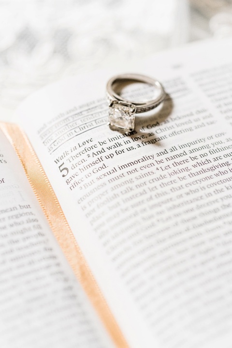 Wedding at The Umstead. Engagement ring. Coordination and design A Southern Soiree. 