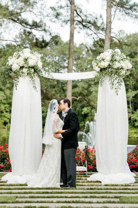 Wedding at The Umstead. Liancarlo wedding dress. Coordination by A Southern Soiree. 