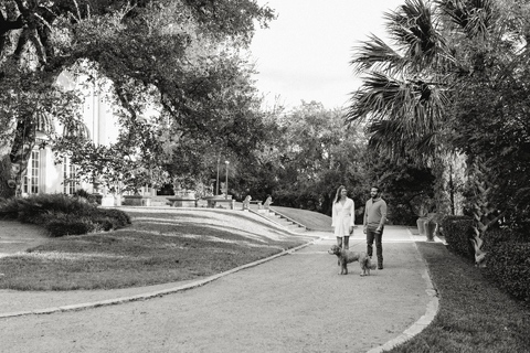 Engagement photos with a dog at Laguna Gloria in Austin