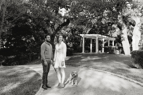 Engagement photos with a dog at Laguna Gloria in Austin