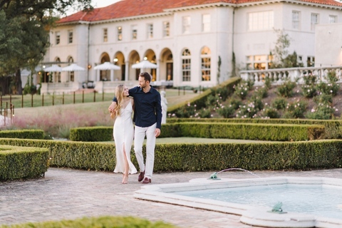 engagement photos at commodore perry